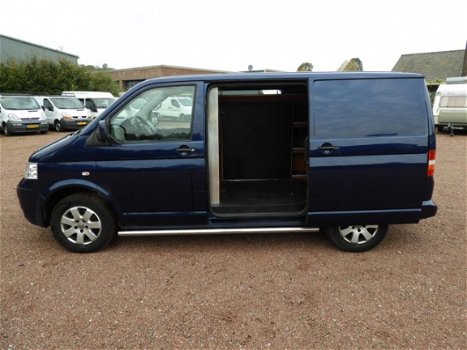 Volkswagen Transporter - 2.5 TDI 184PK 60 Edition 2 schuifdeuren - 1