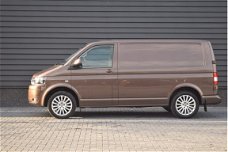 Volkswagen Transporter - 2.0 TDI 140pk DSG L1H1 T-Edition Airco Pdc Leder Schuifdak Navigatie