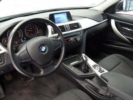 BMW 3-serie Touring - Executive Navigatie Bi-Xenon ClimateControl - 1