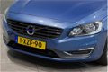 Volvo V60 - 2.0 T5 Aut. Summum Navigatie Leder Stoelverwarming 245pk - 1 - Thumbnail