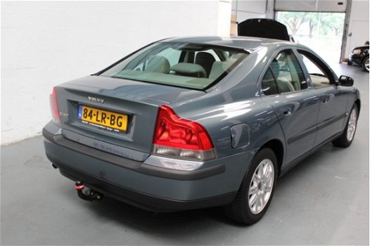 Volvo S60 - 2.4 Edition - 1