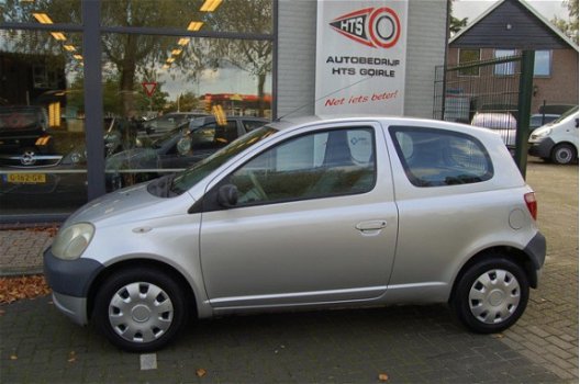 Toyota Yaris - 1.0-16V VVT-i Terra - 1