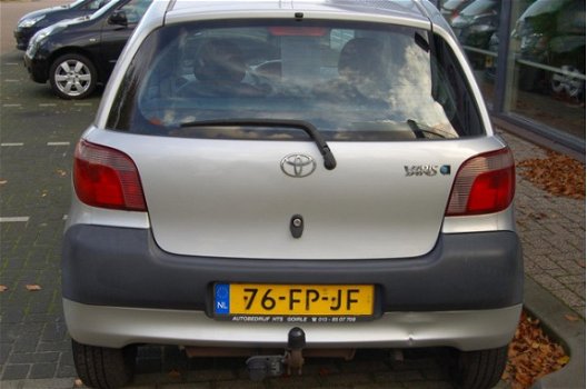 Toyota Yaris - 1.0-16V VVT-i Terra - 1