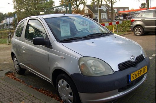 Toyota Yaris - 1.0-16V VVT-i Terra - 1