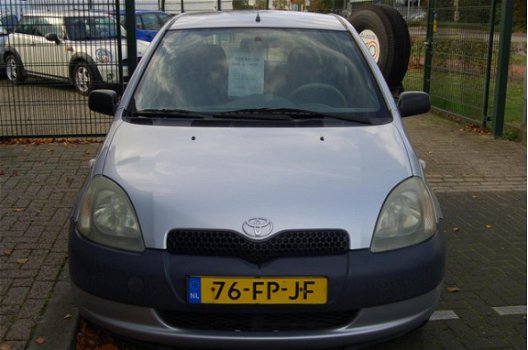 Toyota Yaris - 1.0-16V VVT-i Terra - 1