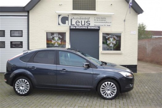 Ford Focus - 1.6-16V Titanium Business Pack LEDER / Climate / Alu inleg - 1