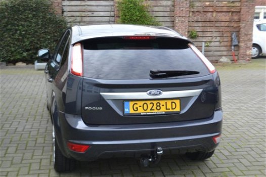 Ford Focus - 1.6-16V Titanium Business Pack LEDER / Climate / Alu inleg - 1