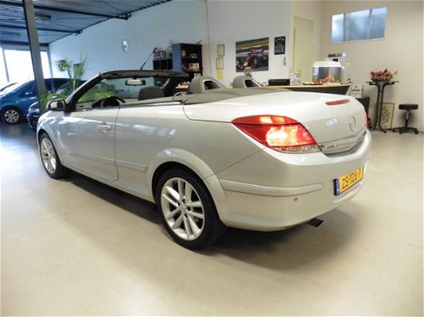 Opel Astra TwinTop - H 1.6 Enjoy Cruise Control, Airco, Parktronic Enz - 1