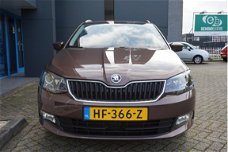 Skoda Fabia Combi - 1.4 TDI Style navigatie - key less