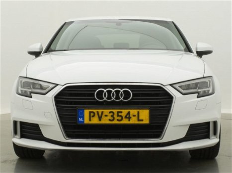 Audi A3 Sportback - 1.0 TFSI Sport Lease Edition // Navi / LED / Parkeersensoren / Sportstoelen - 1