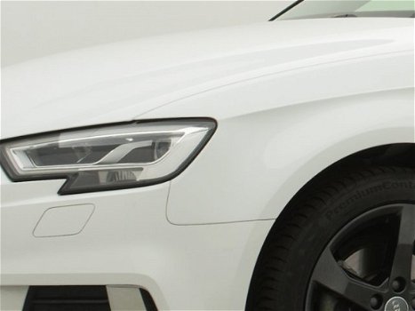 Audi A3 Sportback - 1.0 TFSI Sport Lease Edition // Navi / LED / Parkeersensoren / Sportstoelen - 1