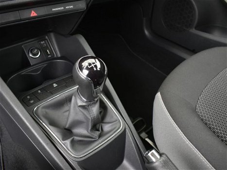 Seat Ibiza - 1.0 EcoTSI 95PK Style Connect | Navigatie | Cruise Control | PDC a | Bluetooth | 1ste E - 1