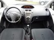 Toyota Yaris - 1.3 VVTi Dynamic 5-deurs / Airco / Lichtmetalen Velgen / Bluetooth / Mistlampen / Pri - 1 - Thumbnail