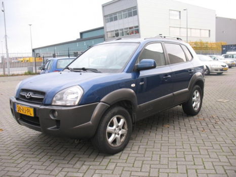 Hyundai Tucson - 2.0 CRDi 4WD Style - 1