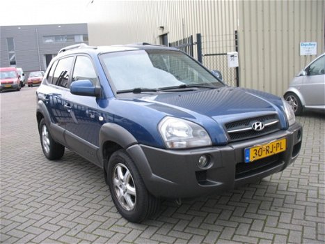 Hyundai Tucson - 2.0 CRDi 4WD Style - 1