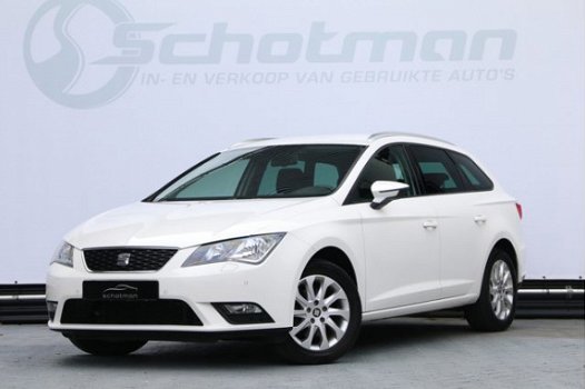 Seat Leon ST - 1.2 TSI Style DSG Sportpakket Carplay ECC Trekhaak 110 pk - 1