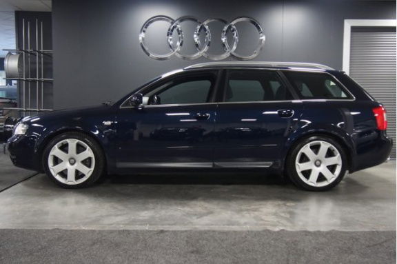 Audi S4 - Avant 4.2 V8 quattro S4 Youngtimer Prijs is incl Btw - Afbeelding 3