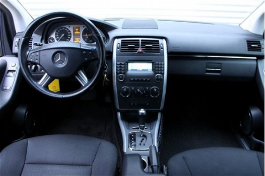Mercedes-Benz B-klasse - 200 CDI AUT NAVI STOELVERW PDC TREKHAAK '06 - 1