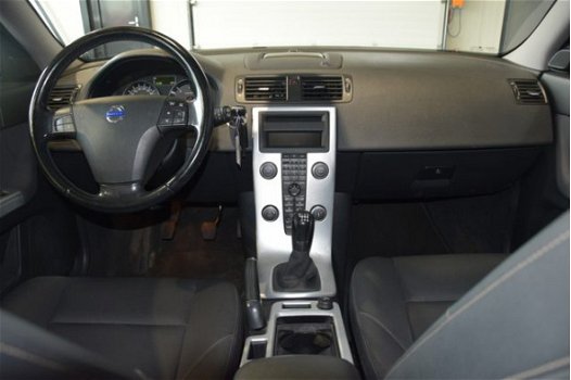Volvo V50 - 1.6 D2 Sport Navigatie PDC Trekhaak Rijklaarprijs Inruil Mogelijk - 1