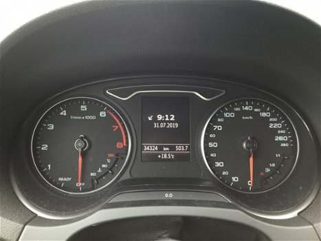 Audi A3 Sportback - 1.4 TFSI Ambiente Pro Line plus / AUTOMAAT/ NAVI/ CLIMA/ XENON/ 34.000 KM/ HALF- - 1