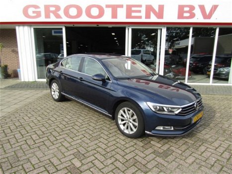 Volkswagen Passat - 1.6 TDI Highline - 1