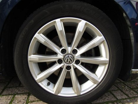 Volkswagen Passat - 1.6 TDI Highline - 1