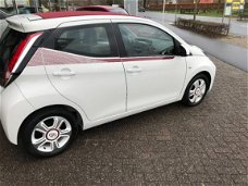 Toyota Aygo - 1.0 VVT-I X-FUN