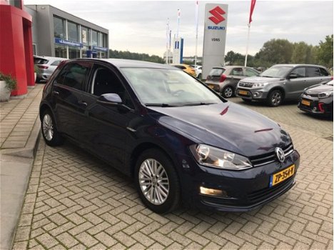 Volkswagen Golf - 1.2 TSI Cup Edition Met Vele Extra`s, Clima, Cruise, Multimedia systeem, speciale - 1