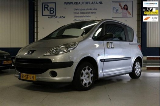 Peugeot 1007 - 1.4 Urban 55.000KM NAP AANTOONBAAR - 1