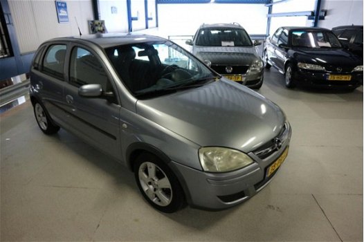 Opel Corsa - 1.2-16V Sport AUTOMAAT / 2e EIG / NAP / AIRCO - 1