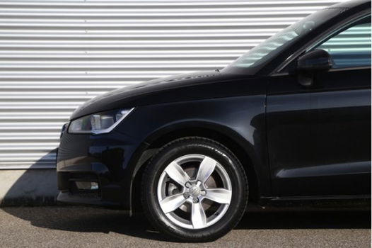 Audi A1 Sportback - 1.0 TFSI 95pk Navigatie 15'' LMV PDC 341 - 1