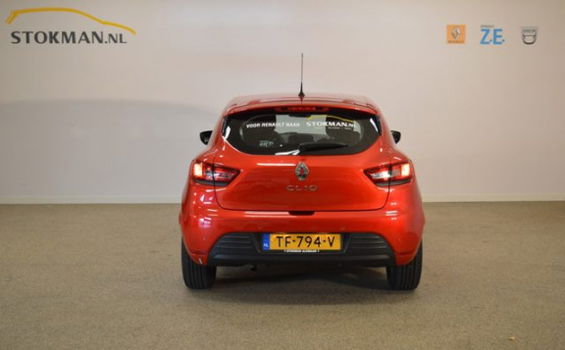 Renault Clio - 1.5 dCi Ecoleader Zen | RIJKLAARPRIJS INCLUSIEF AFLEVERPAKKET T.W.V. € 695, - | - 1