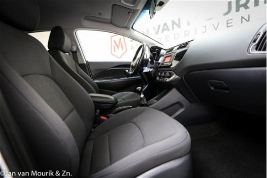 Kia Rio - 1.2 CVVT DynamicLine AIRCO | CRUISE | LICHTSENSOR | LED DAGRIJ | 17