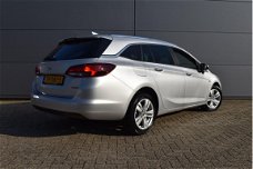 Opel Astra - 1.4T 150PK ONLINE EDITION / AGR STOELEN