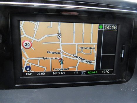 Renault Mégane Estate - Navigatie Airco Ecc Lichtm.velgen Bose syteem audio 1.5 dCi Bose - 1
