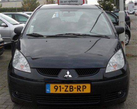 Mitsubishi Colt - 1.1 Incharge Airco Parrot 5 Drs Zwart - 1