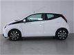 Toyota Aygo - 1.0 VVT-i x-play AUTOMAAT-LICHTMETALEN VELGEN- ALL WHEATER BANDEN - 1 - Thumbnail