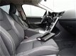 Volvo S60 - 3.0 T6 AWD R-DESIGN * 305 PK * ONOPVALLEND & SNEL - 1 - Thumbnail