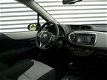 Toyota Yaris - 1.3 VVT-i. 5DRS. Dynamic. Autom. Navi. Panodak - 1 - Thumbnail