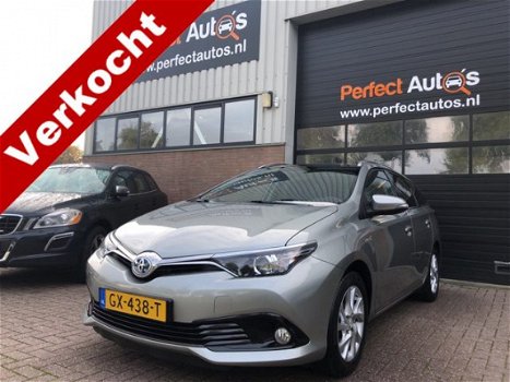 Toyota Auris Touring Sports - 1.8 Hybrid Navi, Pano, Achteruitrijcamera - 1