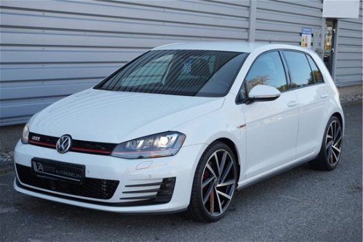 Volkswagen Golf - 2.0 GTI DSG Navi|Xenon|ACC|PDC Parelmoer-Wit - 1