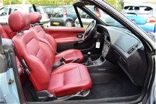 Peugeot 306 Cabriolet - 1.8-16V Airco / Leder / Elek. kap / APK 10-2020 / Compl. onderhoudshistorie