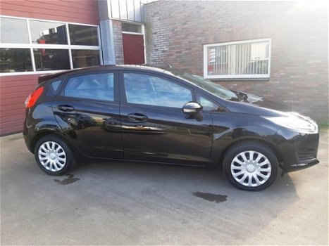 Ford Fiesta - 1.0 Style 5DRS, Navi, Airco, Zeer Mooi, 4 seiz. band, Garantie, Rijklaarprijs, - 1