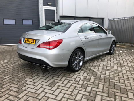 Mercedes-Benz CLA-Klasse - 180 BlueEFF. Ambition Xenon, PDC, Navi, LED, 1e eigenaar - 1