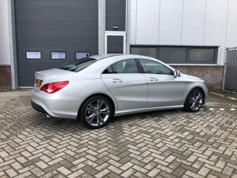 Mercedes-Benz CLA-Klasse - 180 BlueEFF. Ambition Xenon, PDC, Navi, LED, 1e eigenaar - 1