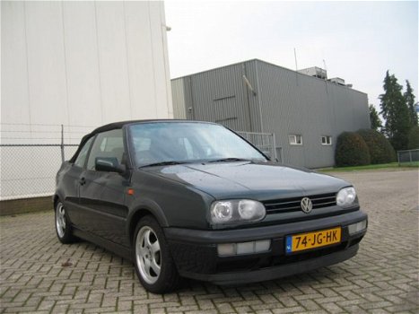 Volkswagen Golf Cabriolet - 1.8 - 1