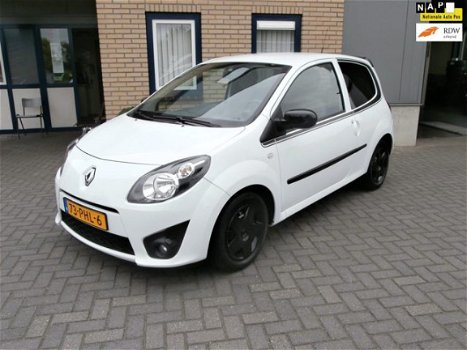 Renault Twingo - 1.2-16V Collection Zeer nette TWINGO 1.2 ECO2 AUTHENTIQUE -AIRCO- SPOILER-NAP - 1