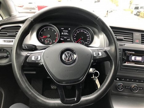 Volkswagen Golf - 1.2 TSI Trend Edition BlueMotion met nieuwe Apk bij aflevering - 1
