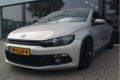 Volkswagen Scirocco - 1.4 TSI Highline >>NIEUWE MOTOR<< + LEER + NAVI + LM VELGEN - 1 - Thumbnail