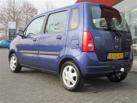 Opel Agila - 1.2-16V Elegance 4 seizoen banden Stuurbekrachtiging, Elektrische ramen (occasion) - 1